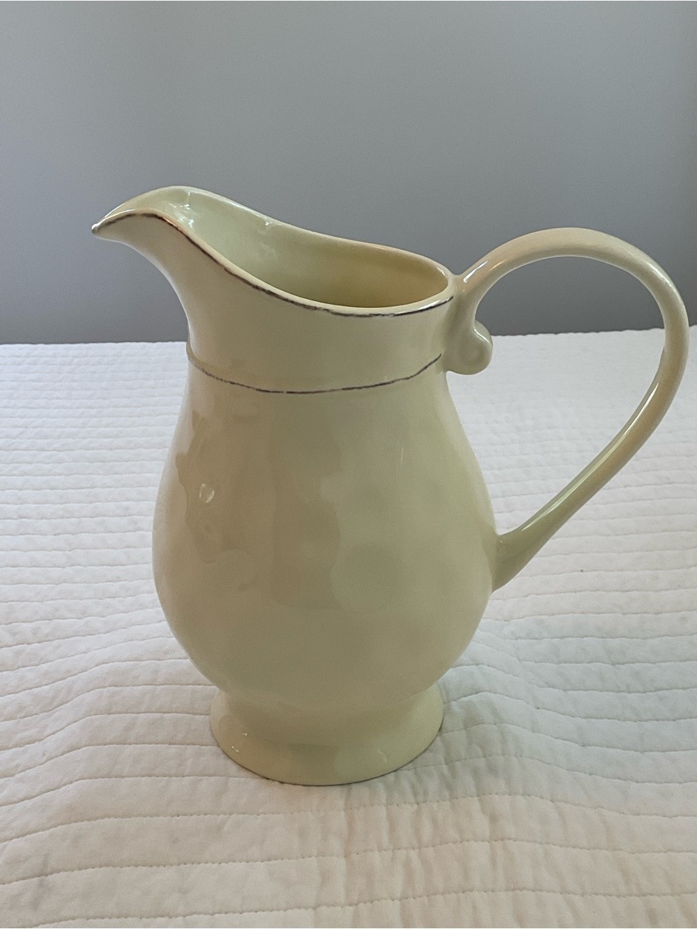 Pier 1 Marillo Crème Brûlée 10” Extra Large Pitcher. Hammered Cream Stoneware